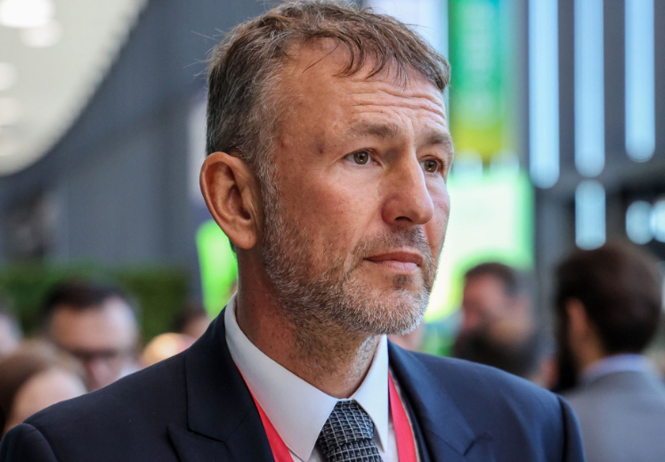Russia's Aggressive Pursuit of Repatriating Billionaires' Wealth: Threats of Asset Seizure Target Oligarch Worth $13 Billion