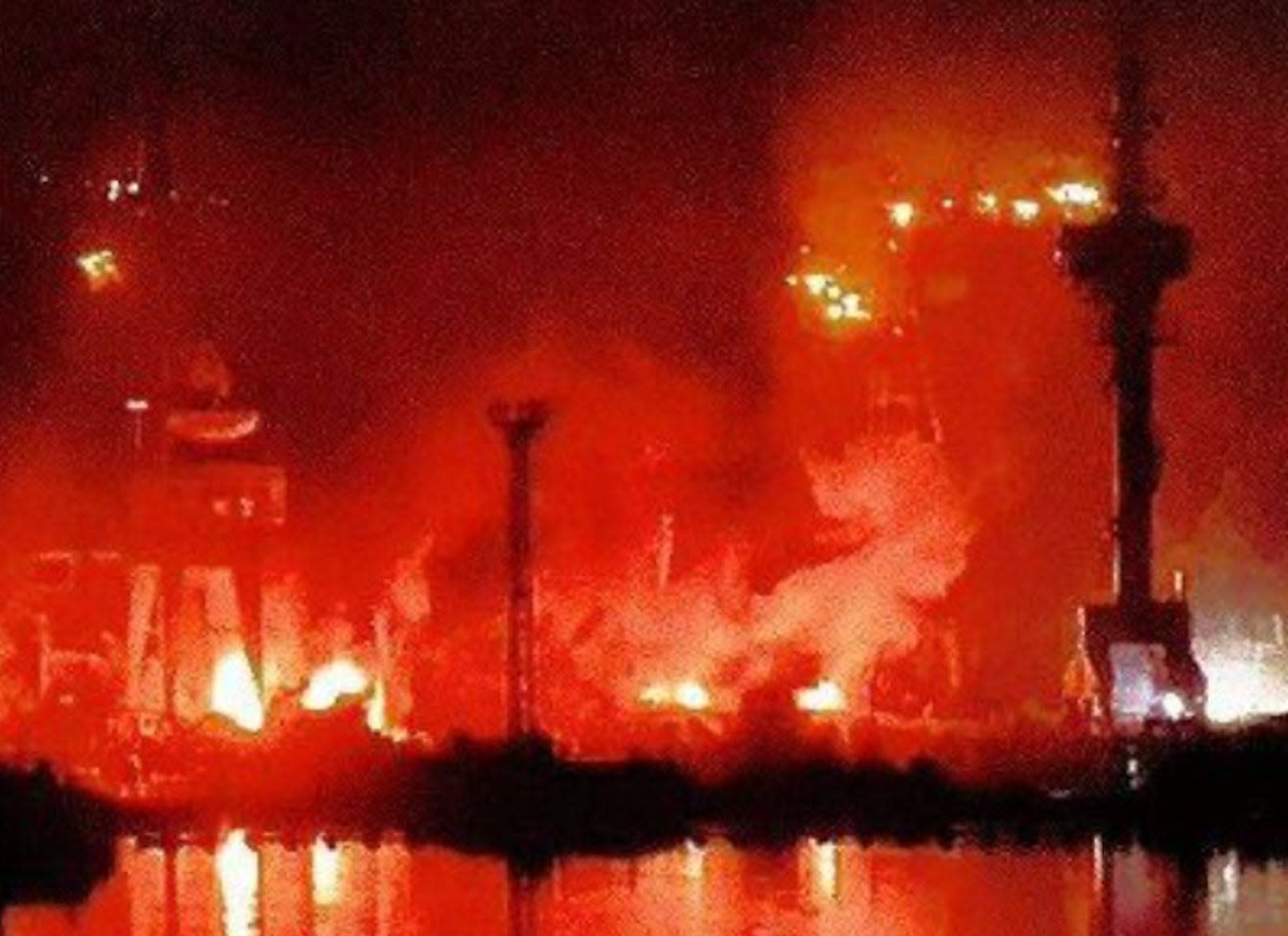 Dramatic Attacks by Ukraine on Crimea: Fires on Submarines and Landing Craft