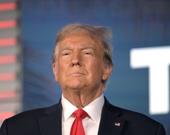 Potential Move by Trump, to pick VP and former actress swarm Iowa ahead of caucuses