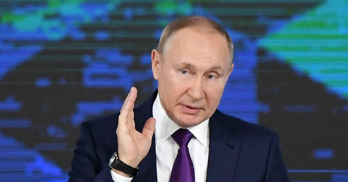 Putin Warns of Ukraine's Statehood in Jeopardy Amid Escalating Tensions