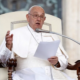 Italian newspapers report Pope used vulgar Italian words to refer to LGBT people