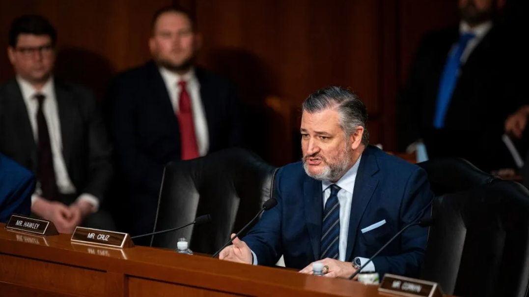 What sparked the clash Ted Cruz’s comments that FCC Chair Brendan Carr’s threats